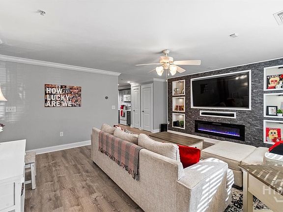 4th image of 1035 Barnett Shoals #911 Road #911