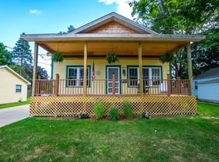 806 Beech St, Valparaiso, IN 46383