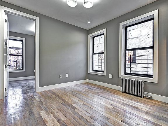 2nd image of 4308 Broadway APT 4