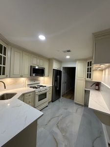 405 N Oaks Blvd, North Brunswick, NJ, 08902