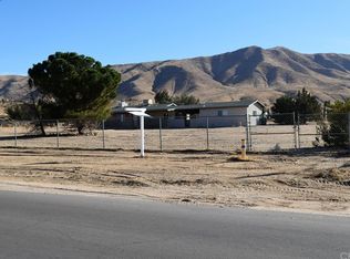 21523 Ocotillo Way, Apple Valley, CA 92308