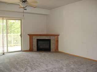 470 N 1st Ave APT 204, Iowa City, IA 52245