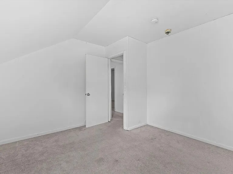 21 Hyde St #4 — Photo 22