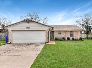 1822 Lakehurst Dr, Norman, OK 73071