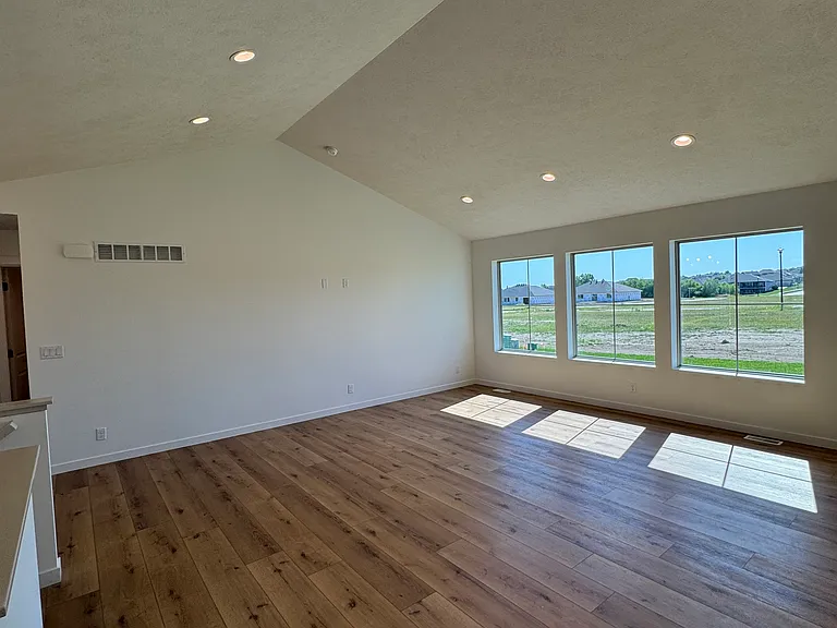 9114 Wilderness Sky Dr — Photo 10