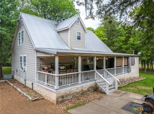 1055 Beech Crest Dr, New Ulm, TX 78950