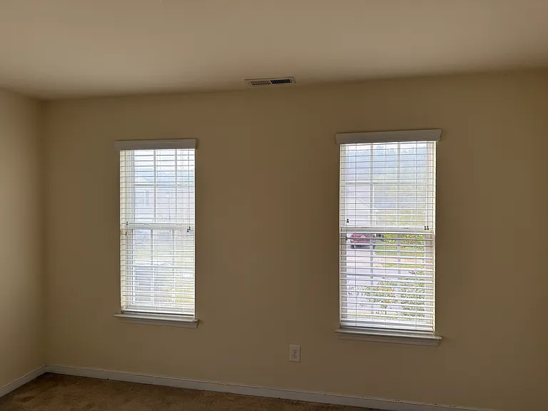 59 Thimbleweed Ln — Photo 24