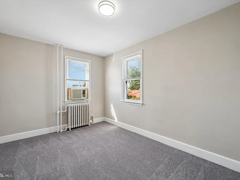 301 N Governor Printz Blvd #B — Photo 11