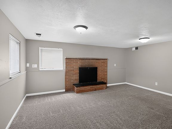 4th image of 9441 Gemini Dr
