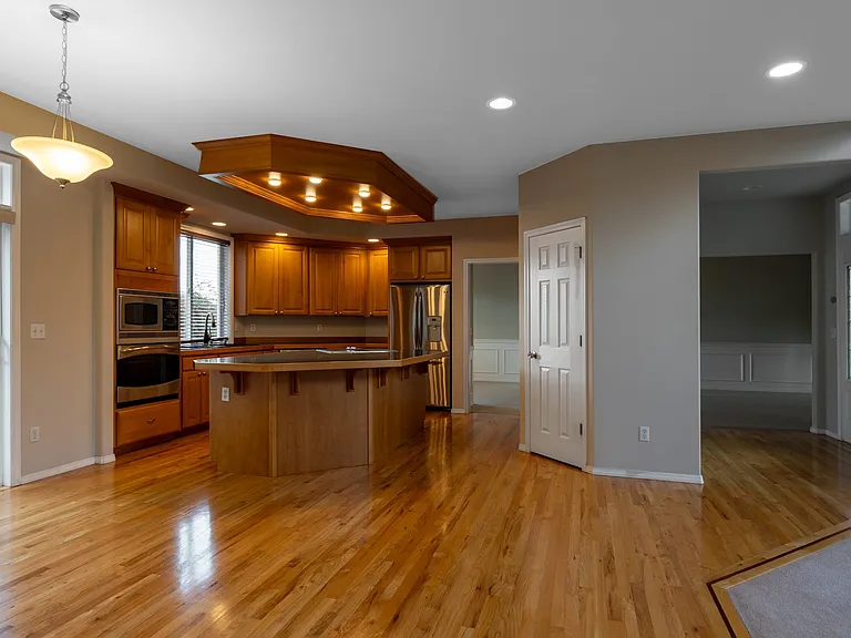 17608 Panorama Blvd E — Photo 7