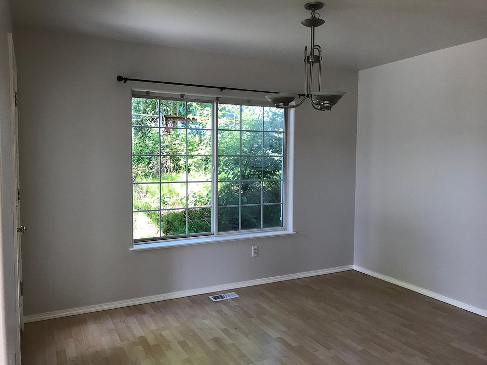 2nd image of 3481 Andree Dr #A
