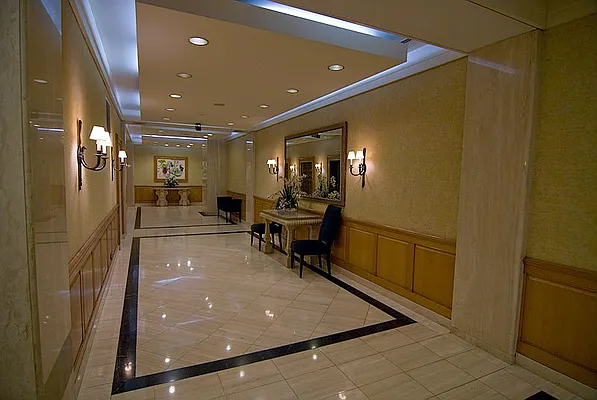 Rented by Sterling Holdings | media 23