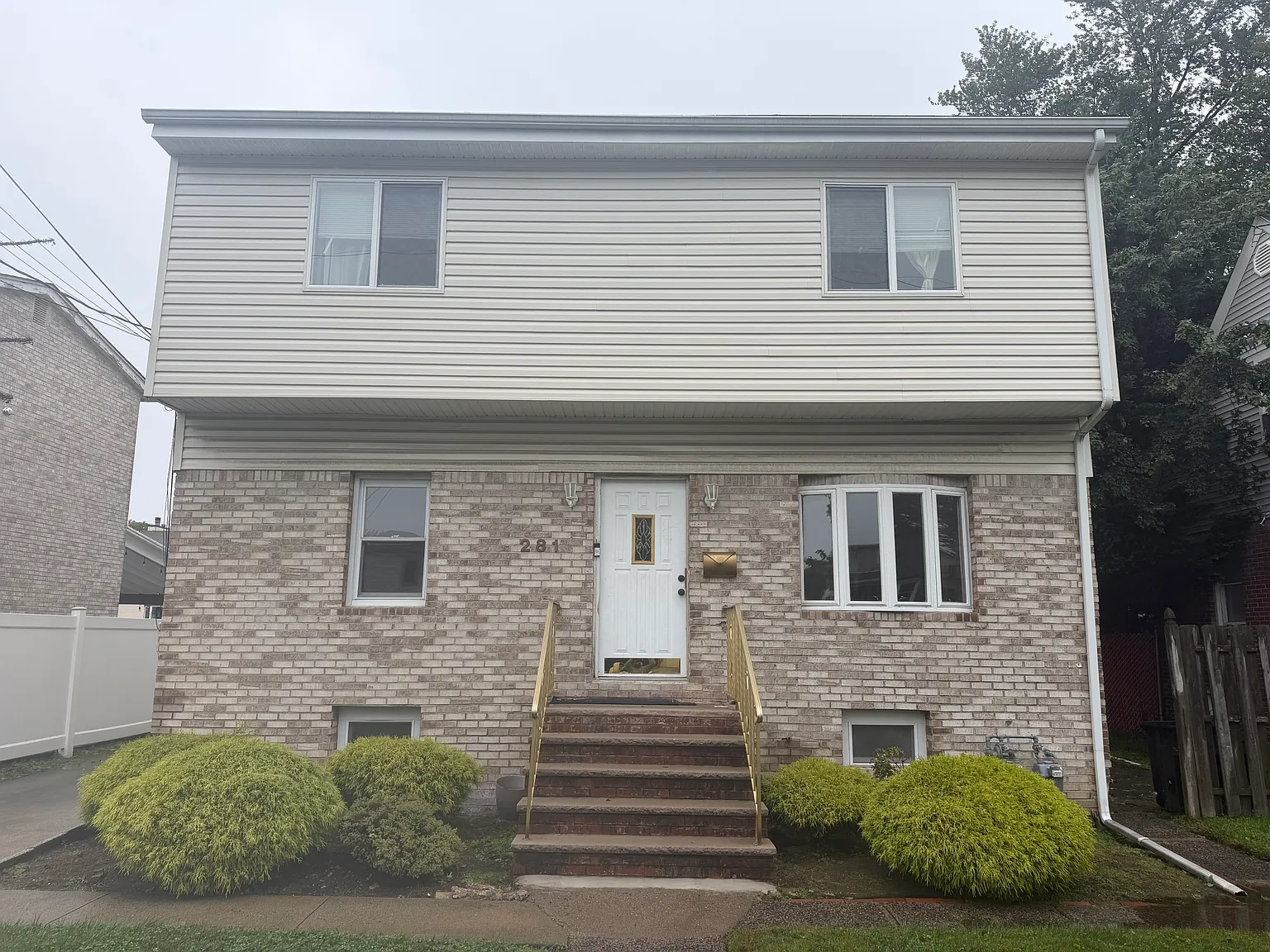 4 bed, $3,300 — Photo 2
