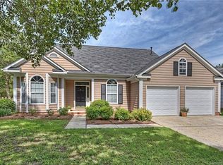 9119 Castlebay Dr, Charlotte, NC 28277