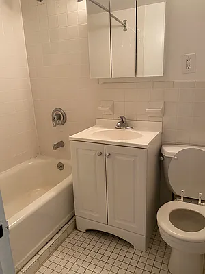 Rented by Mallory Management Corp | media 11