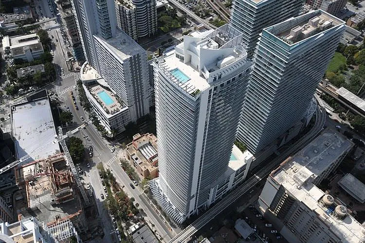 1100 S Miami Ave #4205 — Photo 25