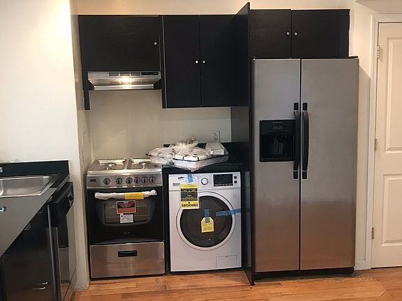 3rd image of 8265 116th St APT 503