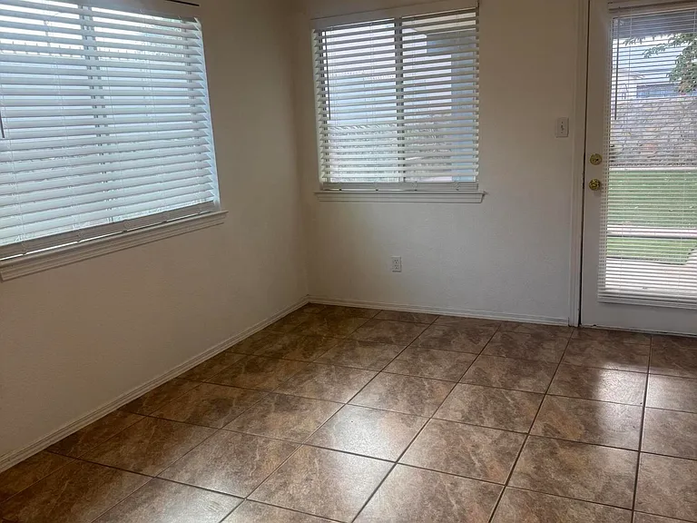 3033 Tierra Humeda Dr — Photo 43