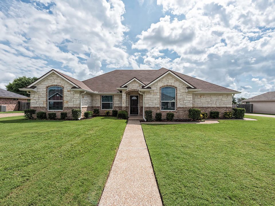 1st image of 612 Christina Dr