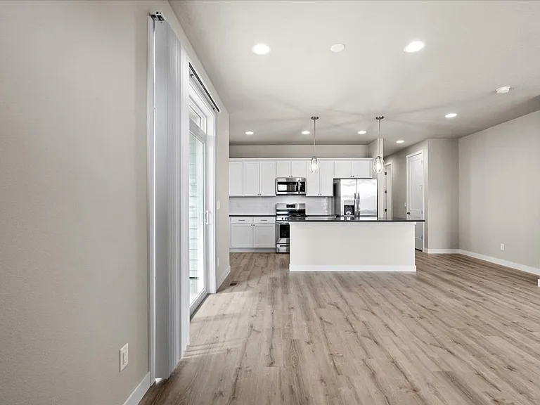 5209 E Hope Ave — Photo 9