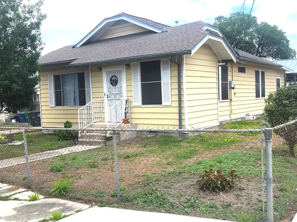 3303 W Travis St, San Antonio, TX 78207