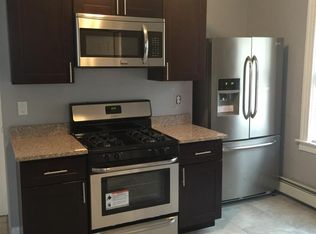 288-290 Sharon St, Providence, RI 02908