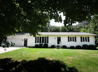 66746 Conrad Rd, Edwardsburg, MI 49112