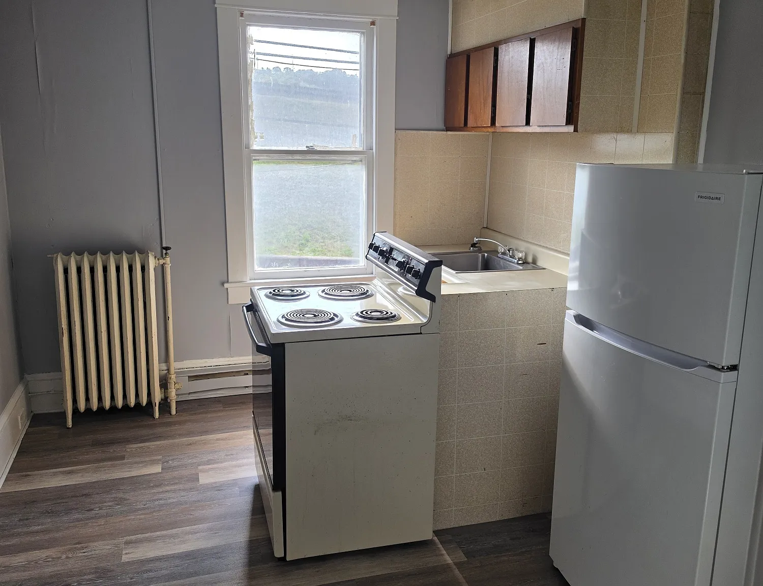 Studio, 650 sqft, $700 — Photo 3