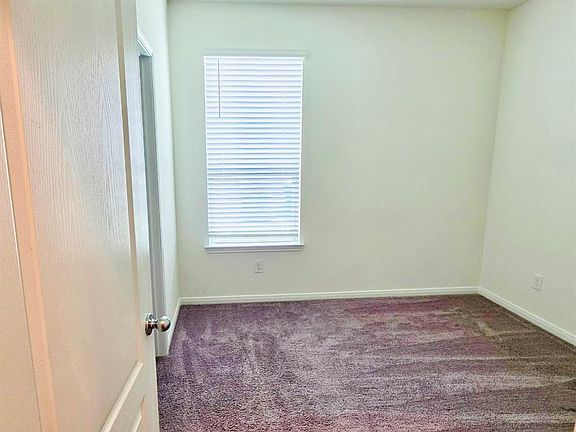 4th image of 41615 Sorrel Spring Ln