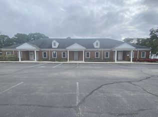 1149 Old Country Rd, Riverhead, NY 11901