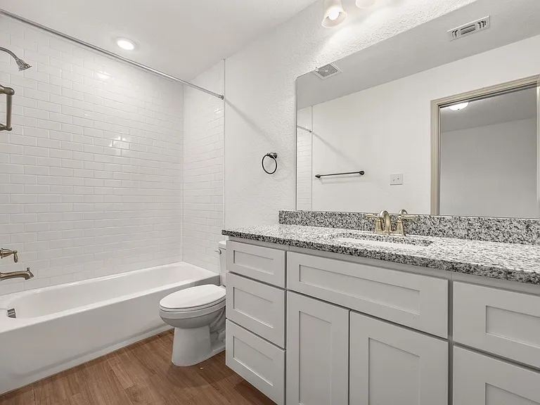 7518 Gramercy Way #102 — Photo 11