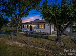 7508 Dallas Cherryville Hwy, Cherryville, NC 28021