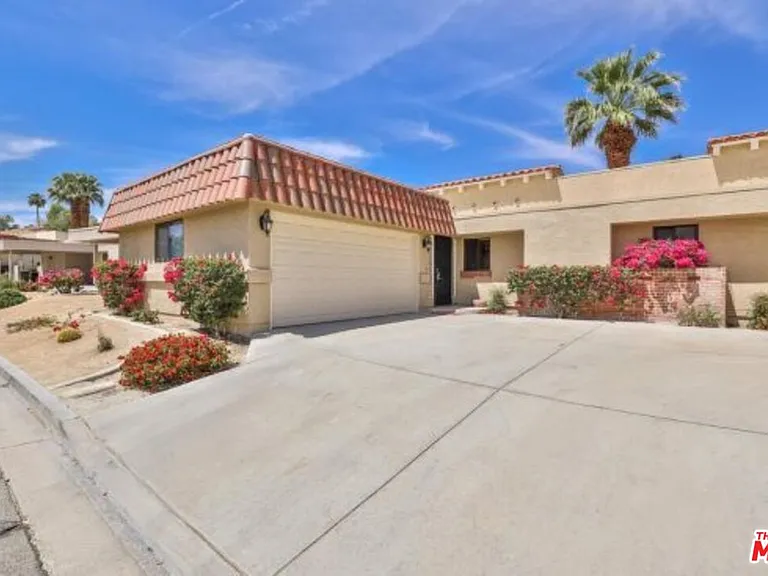 40588 Pebble Beach Cir — Photo 1