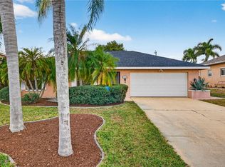 1224 NE 4th Pl, Cape Coral, FL 33909