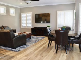 1098 S Oak Ct, Gilbert, AZ 85233