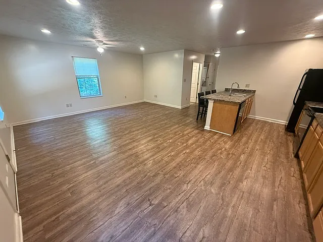 249 Northland Dr #C — Photo 5