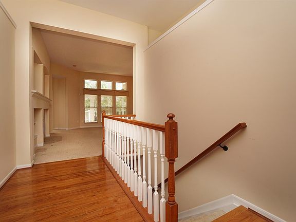 4th image of 5334 Station Dr