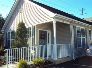 35 Winkle Ct, Whiting, NJ 08759