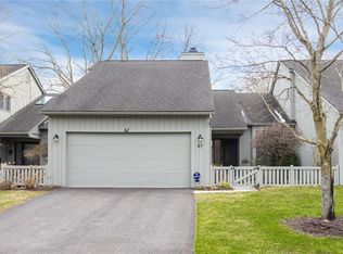 67 Waterview Cir, Rochester, NY 14625
