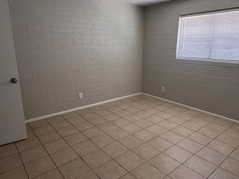 7302 E Belleview St #4 — Photo 5