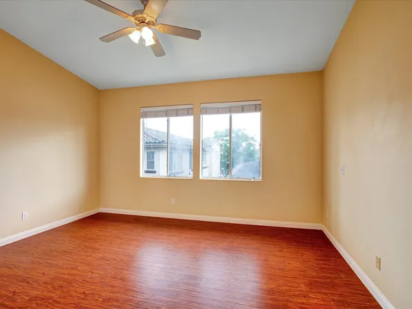 10910 Ivy Hill Dr Unit 4, San Diego, CA 92131