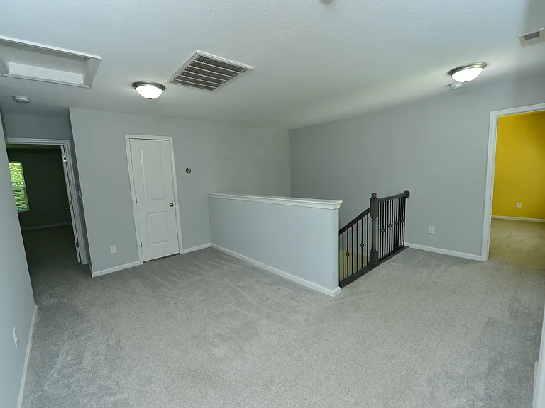 4219 Helen St — Photo 17