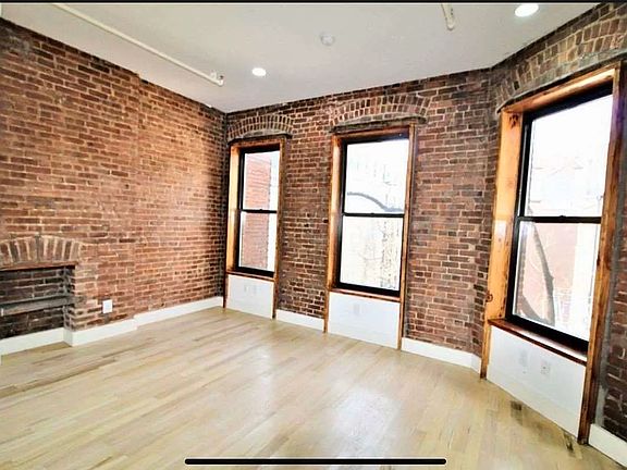 4th image of 50 Hamilton Pl #4A