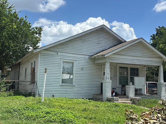 3rd image of 2111 Sumpter St
