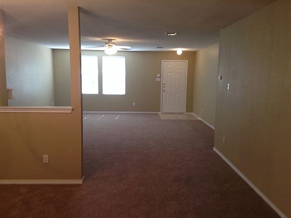 2nd image of 2120 Panorama Ln