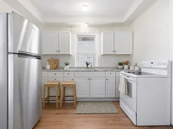 21 John St, Attleboro, MA