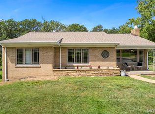 21 Willmore Rd, Saint Louis, MO 63109