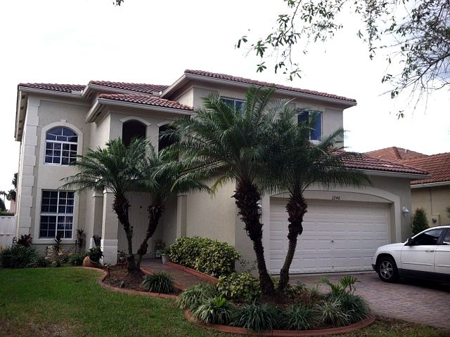 Home has great curb appeal.