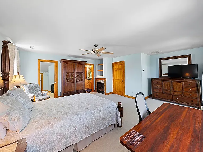 1250 Fort Fisher Blvd S — Photo 12