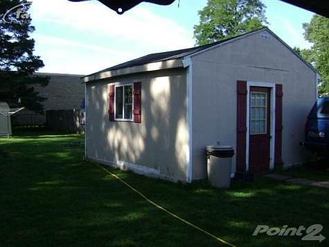 4th image of 152 Feher Dr